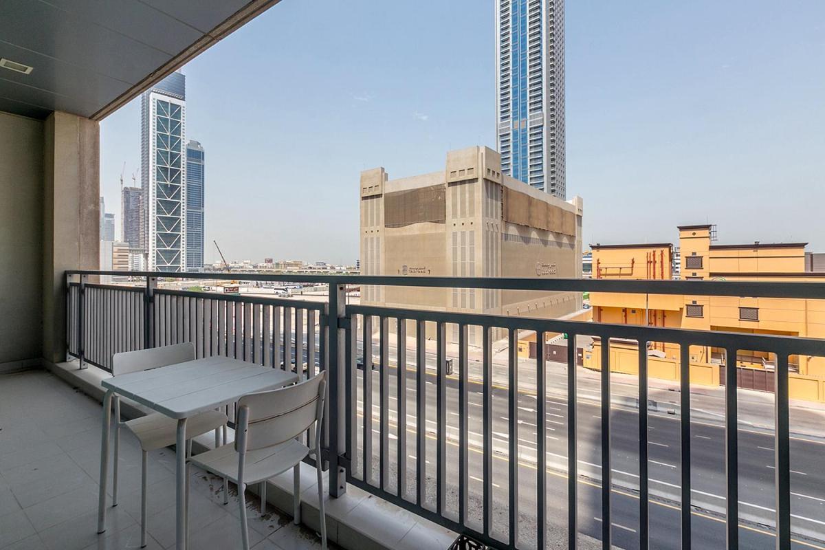 Kennedy Towers - Lofts East Hotel Dubai Exterior photo